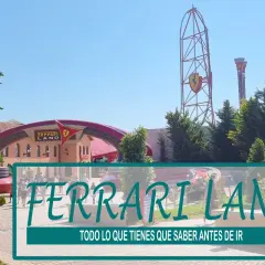 Entrada a Ferrari Land con su icónica torre y atracciones. ¡Consigue tu fast pass para disfrutar al máximo!